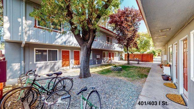 property for rent #1