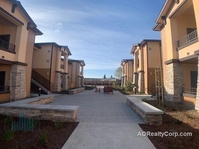property for rent #4