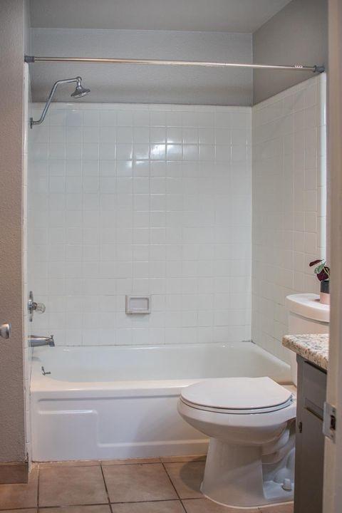 property for rent #15